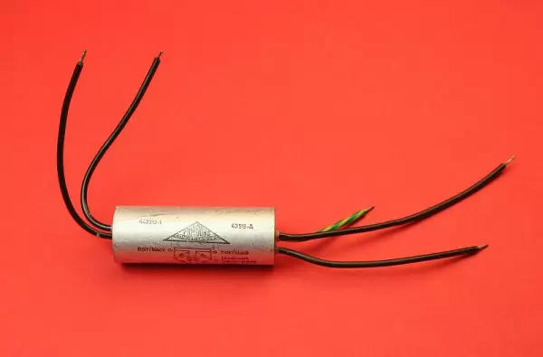 Kondensator für Elna Supermatic alt SU / SP / TSP / ZZ # 722010 , 44321010