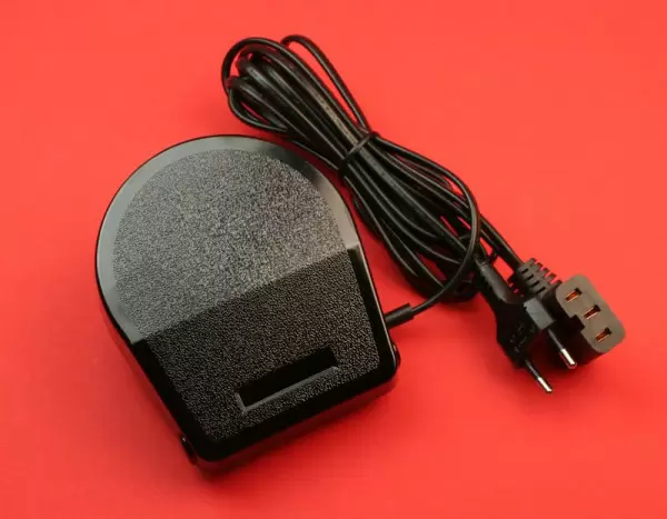 Fußpedal Fußanlasser für Pfaff Nähmaschine Gritzner # 9022006913, 9022300913, 9022301023