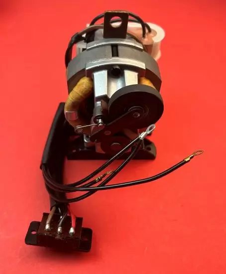 Motor 440591 GR K 110/220Volt Nähmotor für Elna Nähmaschine