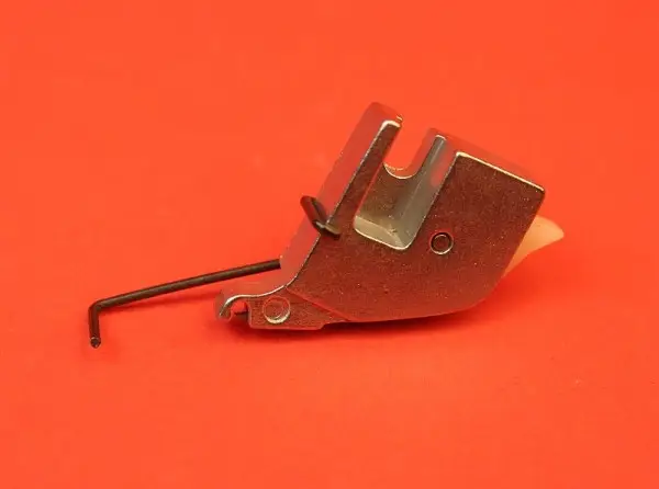 Nähfusshalter für Elna Overlock Elna T33, Nähfusshalter für Elna Overlock Elna T34 Overlockfusshalte