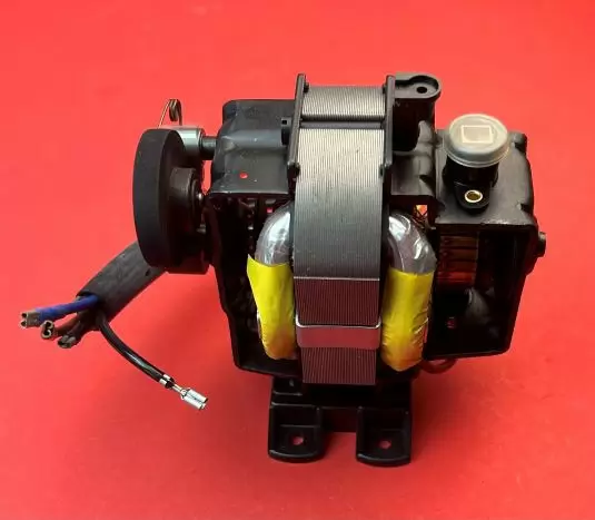 Motor 442490-7 GR K 225-250 Volt Nähmotor für Elna Nähmaschine